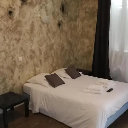 Le Toro Bleu 2*